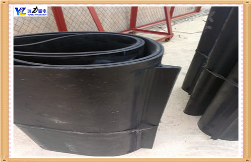 輕型除鐵器皮帶，上海輕型除鐵器皮帶_上海輕型除鐵器皮帶皮帶原因及如何調_刮板價格