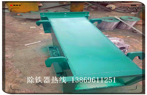 管道除鐵器，德州管道除鐵器_德州管道除鐵器廠家應用安裝示意圖型12000高斯_可定制工作原理 
