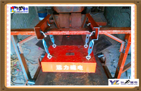 懸掛式永磁除鐵器，山西懸掛式永磁除鐵器定制_內(nèi)部磁塊安裝方法_山西懸掛式永磁除鐵器定制供應(yīng)型號(hào)價(jià)格
