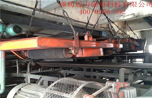 自卸式電磁除鐵器，新疆自卸式電磁除鐵器RCY工作視頻_國(guó)家標(biāo)準(zhǔn)_新疆自卸式電磁除鐵器RCY廠家訂做配電箱型號(hào)